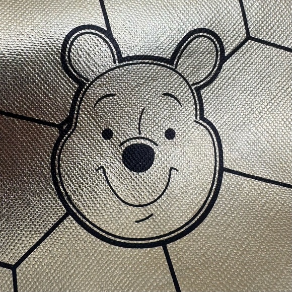 Disney Winnie the Pooh Gold Honeycomb Bee Cosmetic Travel Pouch NWT - Picture 6 of 7